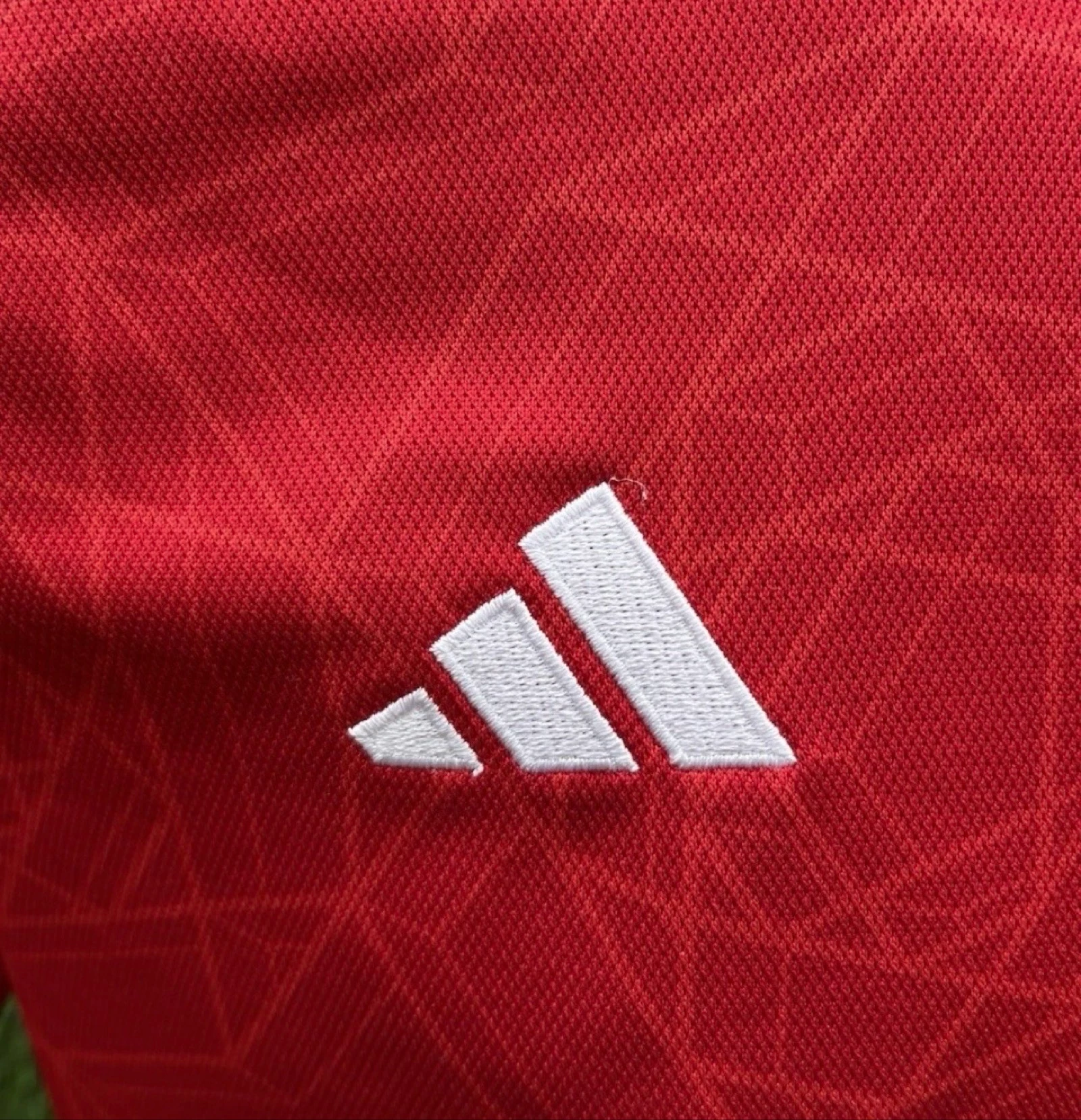 Fernandes Manchester United shirt – photo 8